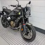 Nieuwe Husqvarna Svartpilen naked bike met 373cc motor uit 2025 bij NIWA Motoren