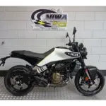 Nieuwe Husqvarna Vitpilen naked bike met 373cc motor uit 2025 bij NIWA Motoren