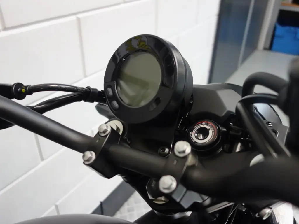 Nieuwe Kawasaki Eliminator 500 chopper met 451cc motor uit 2026 bij NIWA Motoren