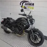 Nieuwe Kawasaki Eliminator 500 chopper met 451cc motor uit 2026 bij NIWA Motoren