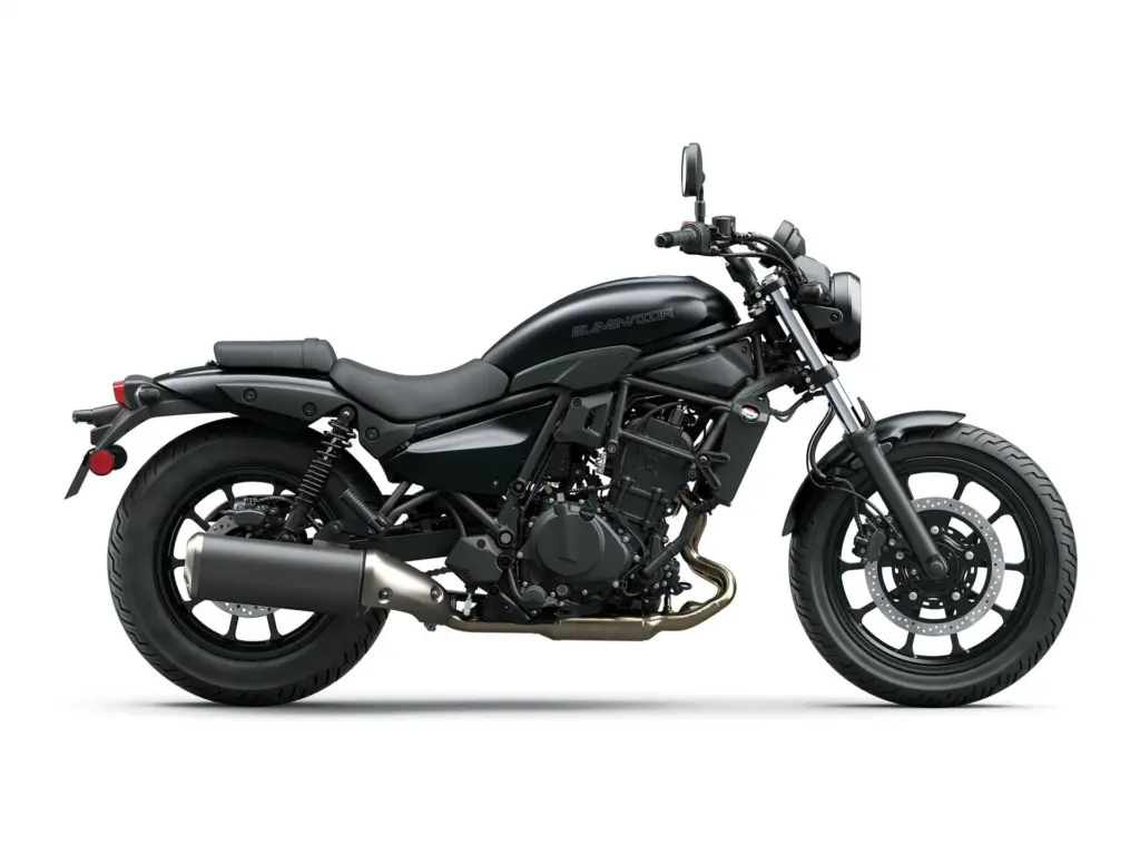 Nieuwe Kawasaki Eliminator 500 chopper met 451cc motor uit 2026 bij NIWA Motoren