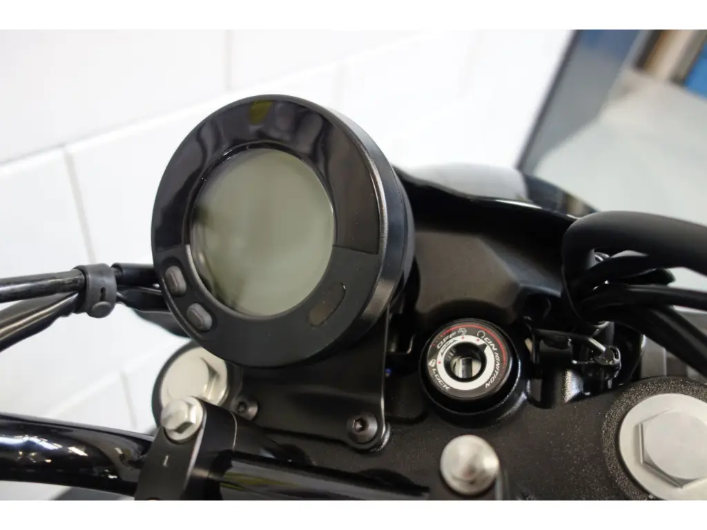 Nieuwe Kawasaki Eliminator 500 chopper met 451cc motor uit 2026 bij NIWA Motoren