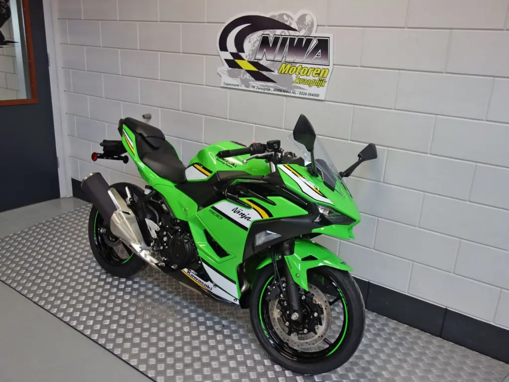 Nieuwe Kawasaki Ninja 500 supersport met 451cc motor uit 2026 bij NIWA Motoren