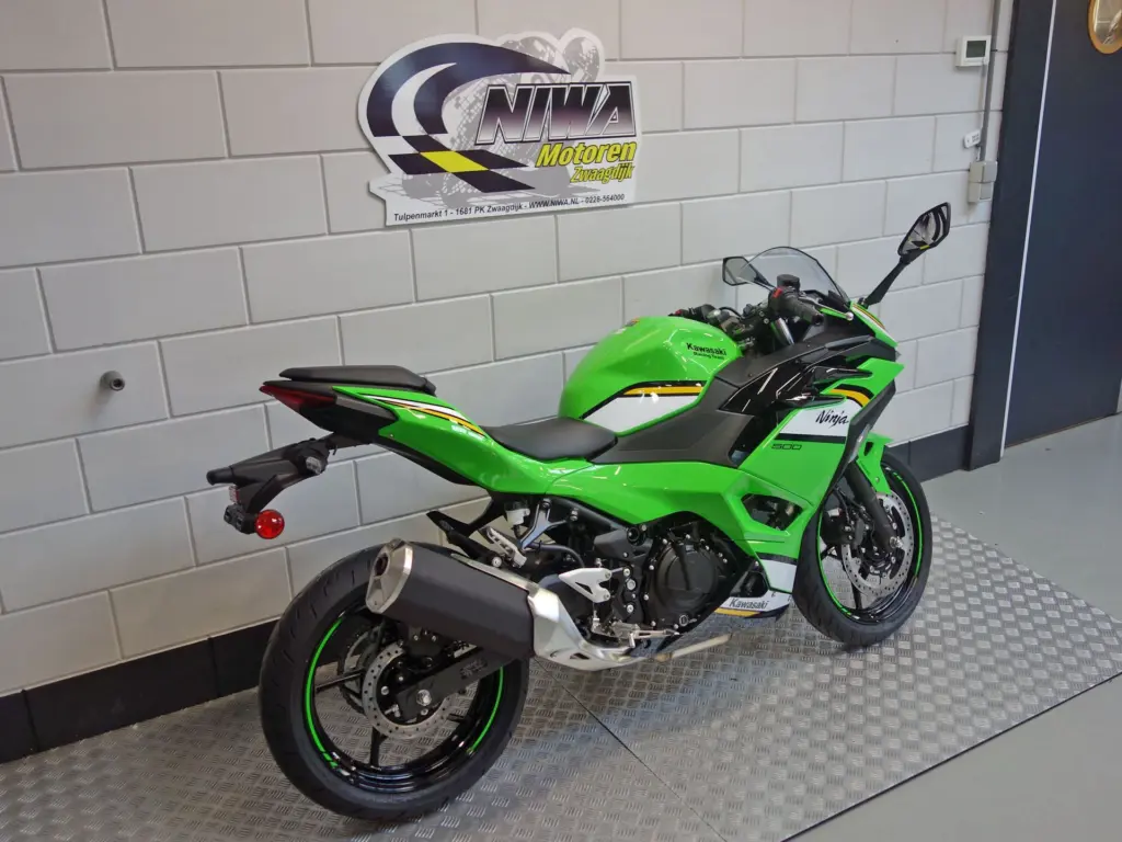 Nieuwe Kawasaki Ninja 500 supersport met 451cc motor uit 2026 bij NIWA Motoren