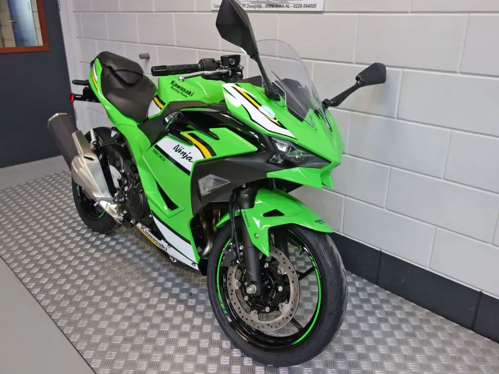 Nieuwe Kawasaki Ninja 500 supersport met 451cc motor uit 2026 bij NIWA Motoren