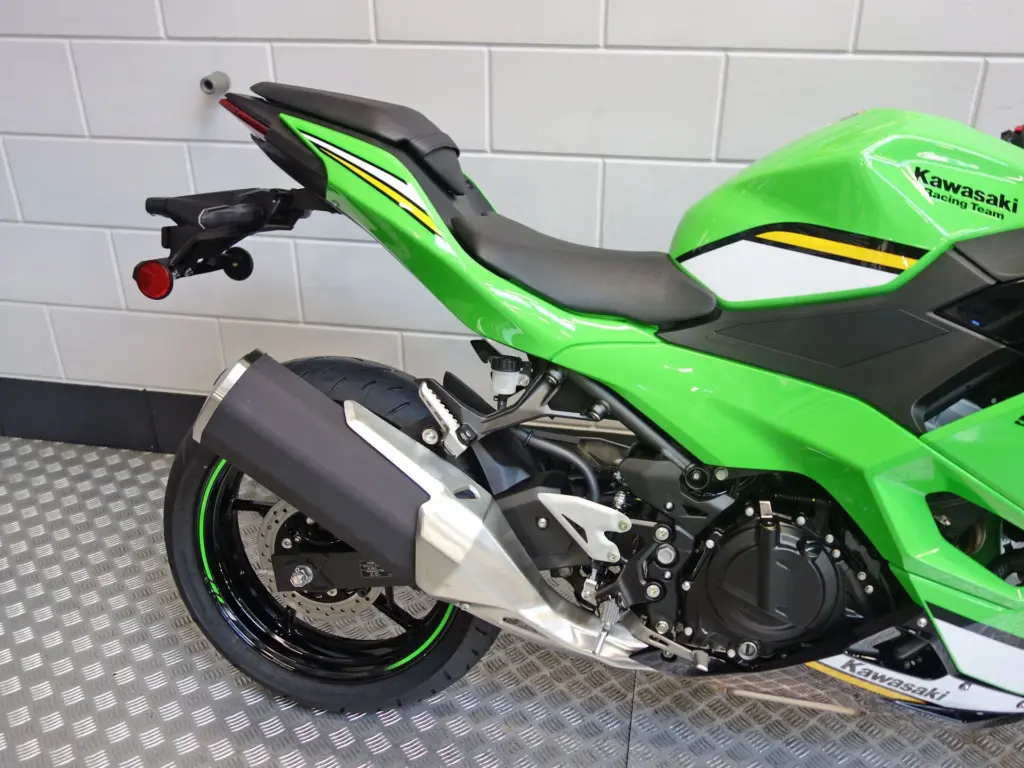 Nieuwe Kawasaki Ninja 500 supersport met 451cc motor uit 2026 bij NIWA Motoren