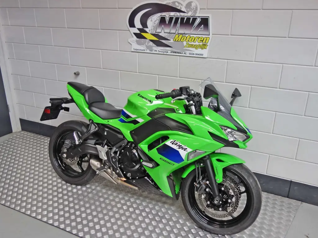 Gebruikte Kawasaki Ninja 650 sport met 649cc motor uit 2026 bij NIWA Motoren