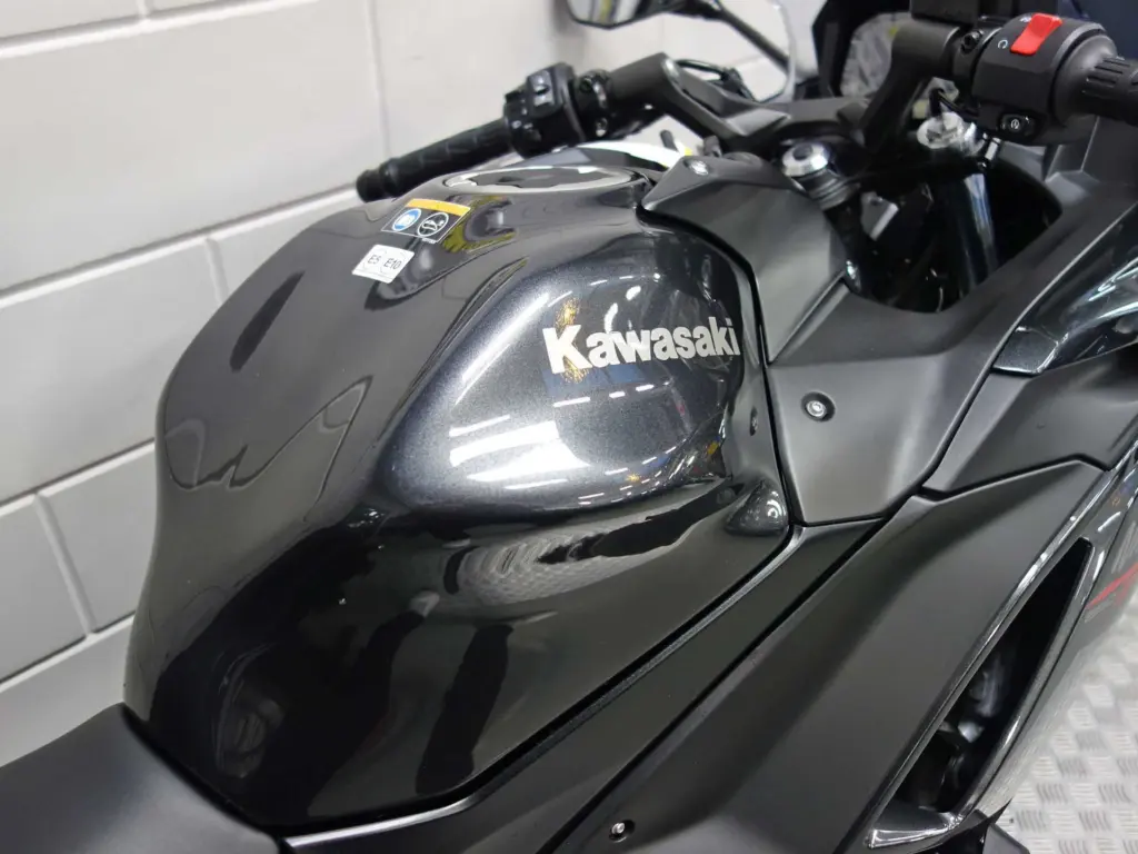 Nieuwe Kawasaki Ninja 650 sport met 649cc motor uit 2026 bij NIWA Motoren
