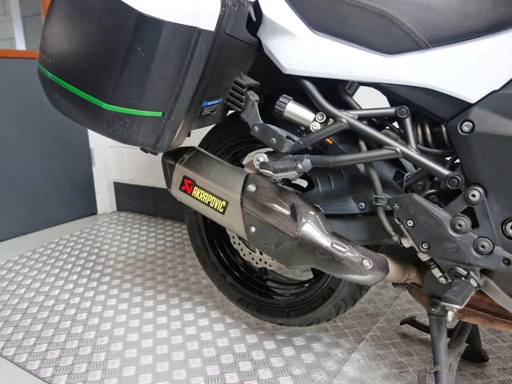 Gebruikte Kawasaki Versys 1000 tour met 1043cc motor uit 2019 bij NIWA Motoren