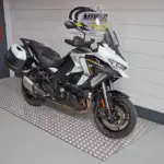 Gebruikte Kawasaki Versys 1100 tour met 1099cc motor uit 2025 bij NIWA Motoren