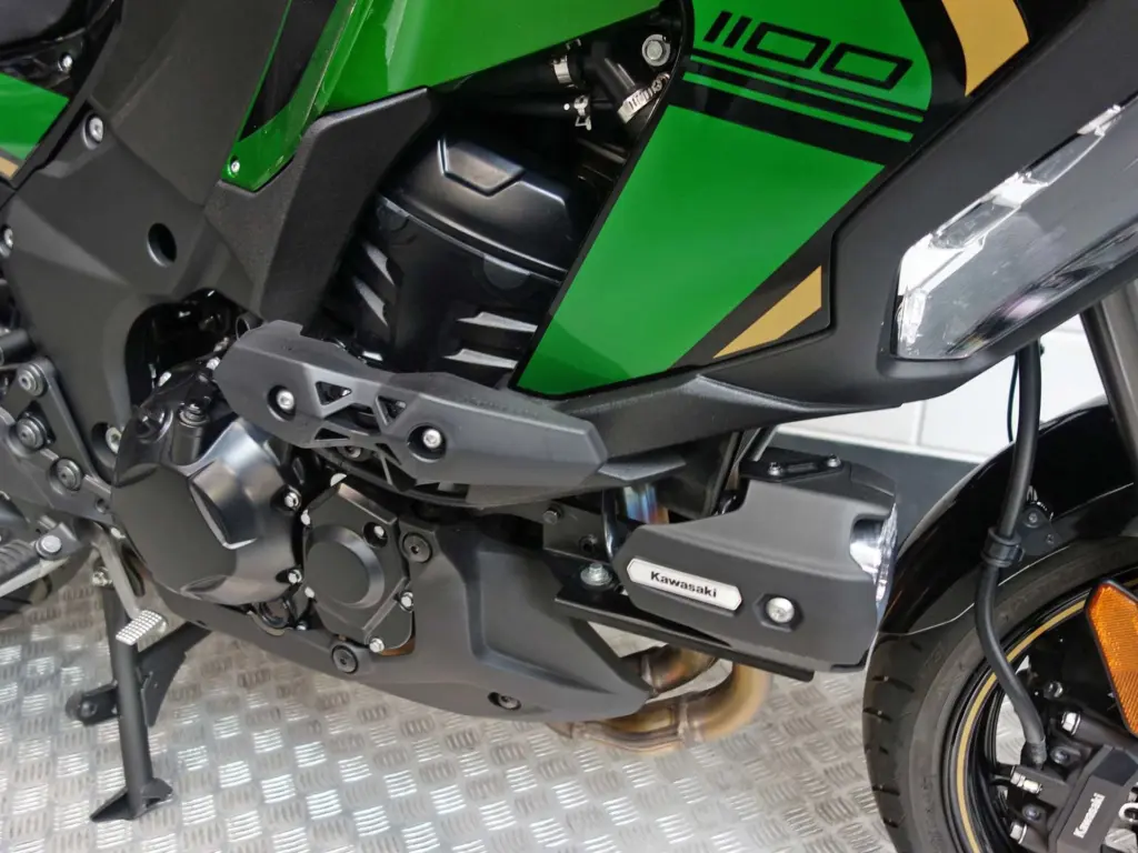 Gebruikte Kawasaki Versys 1100 overig met 1099cc motor uit 2026 bij NIWA Motoren