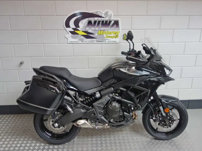 Nieuwe Kawasaki Versys 1100 tour met 1099cc motor uit 2025 bij NIWA Motoren
