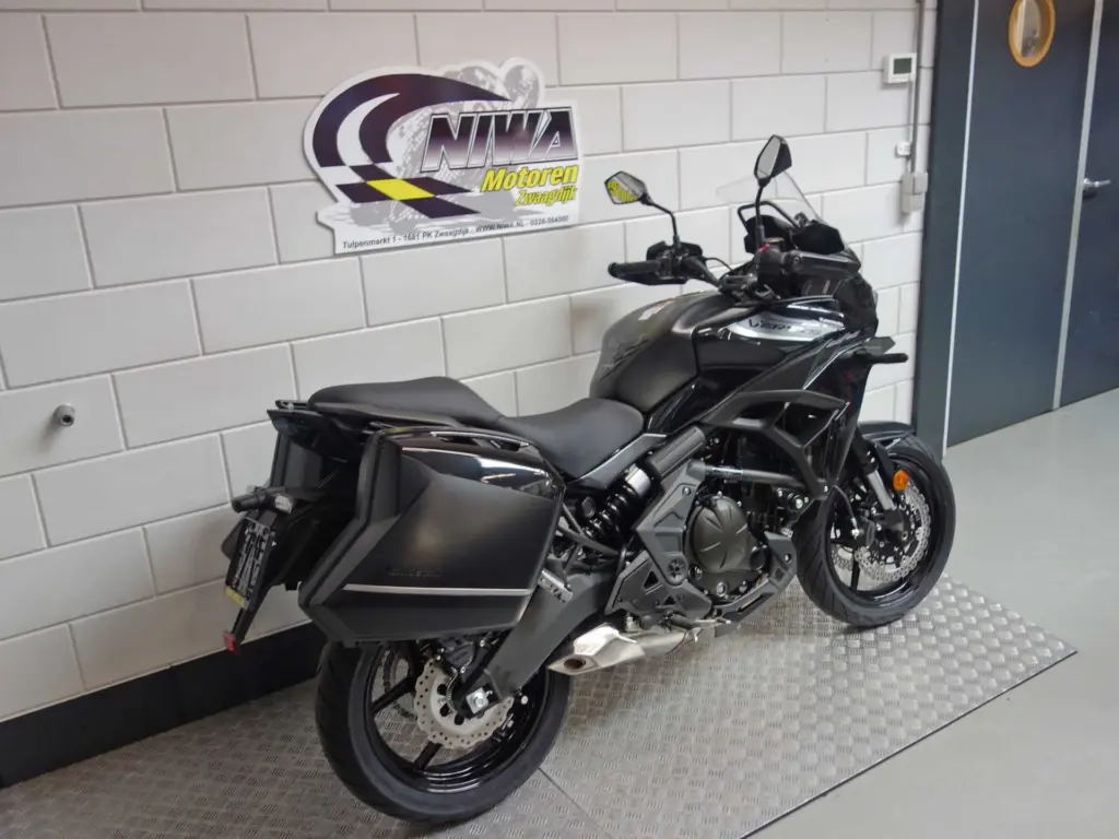 Nieuwe Kawasaki Versys 650 tour met 649cc motor uit 2026 bij NIWA Motoren