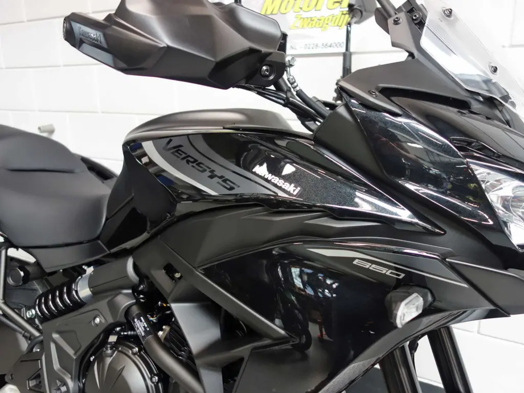 Nieuwe Kawasaki Versys 650 tour met 649cc motor uit 2026 bij NIWA Motoren