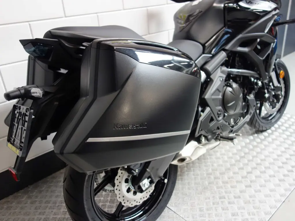 Nieuwe Kawasaki Versys 650 tour met 649cc motor uit 2026 bij NIWA Motoren