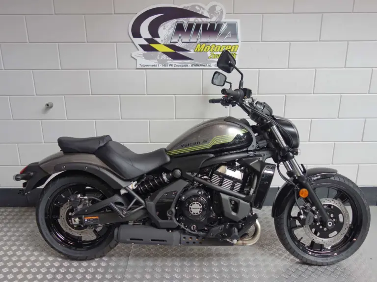 Nieuwe Kawasaki Eliminator 500 chopper met 451cc motor uit 2026 bij NIWA Motoren