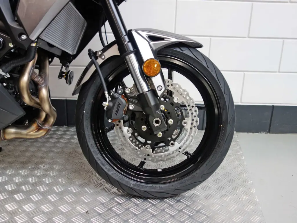 Nieuwe Kawasaki Versys 650 tour met 649cc motor uit 2026 bij NIWA Motoren