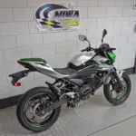 Nieuwe Kawasaki naked bike met cc motor uit 2024 bij NIWA Motoren