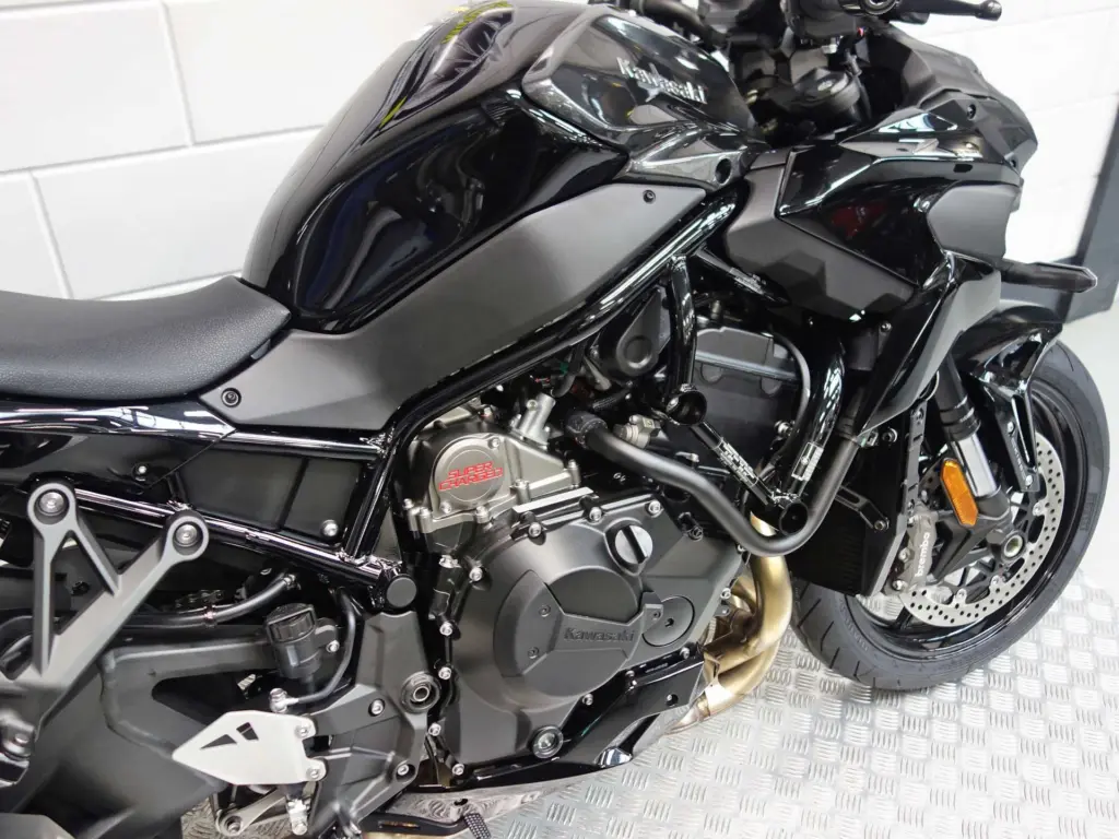 Nieuwe Kawasaki Z H2 naked bike met 998cc motor uit 2026 bij NIWA Motoren