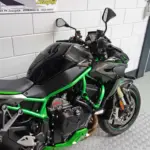 Gebruikte Kawasaki Z H2 naked bike met 998cc motor uit 2024 bij NIWA Motoren