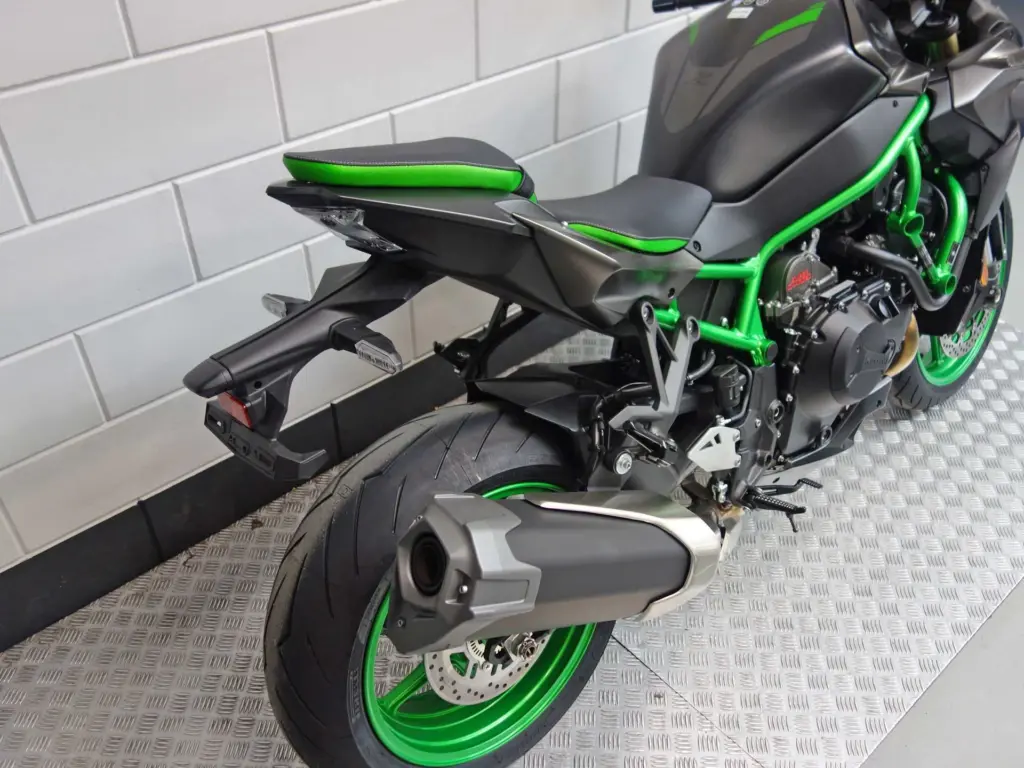 Nieuwe Kawasaki Z H2 naked bike met 998cc motor uit 2026 bij NIWA Motoren