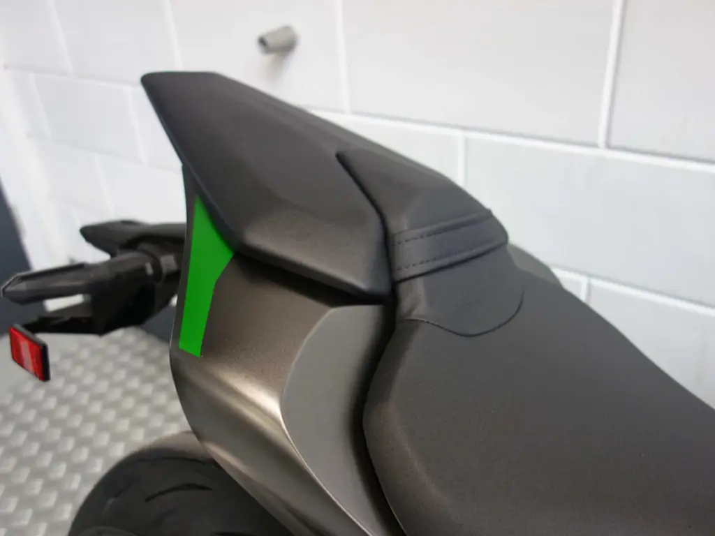 Nieuwe Kawasaki Z 1100 naked bike met 1099cc motor uit 2026 bij NIWA Motoren