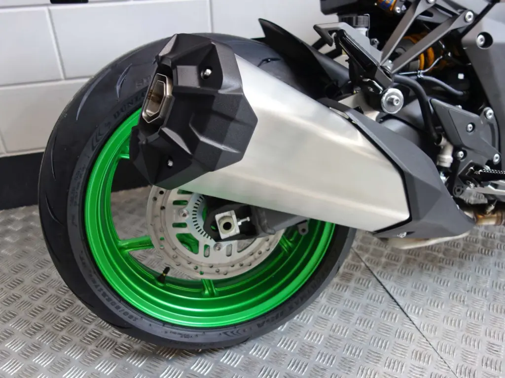 Nieuwe Kawasaki Z 1100 naked bike met 1099cc motor uit 2026 bij NIWA Motoren