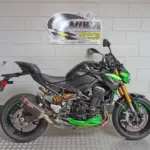 Gebruikte Kawasaki Z900 naked bike met 948cc motor uit 2024 bij NIWA Motoren