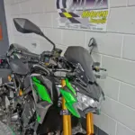 Gebruikte Kawasaki Z900 naked bike met 948cc motor uit 2024 bij NIWA Motoren