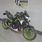 Gebruikte Kawasaki Z900 naked bike met 948cc motor uit 2021 bij NIWA Motoren