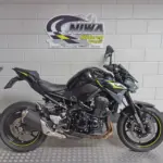 Gebruikte Kawasaki Z900 naked bike met 948cc motor uit 2024 bij NIWA Motoren