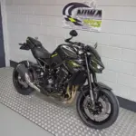 Nieuwe Kawasaki Z900 naked bike met 948cc motor uit 2026 bij NIWA Motoren