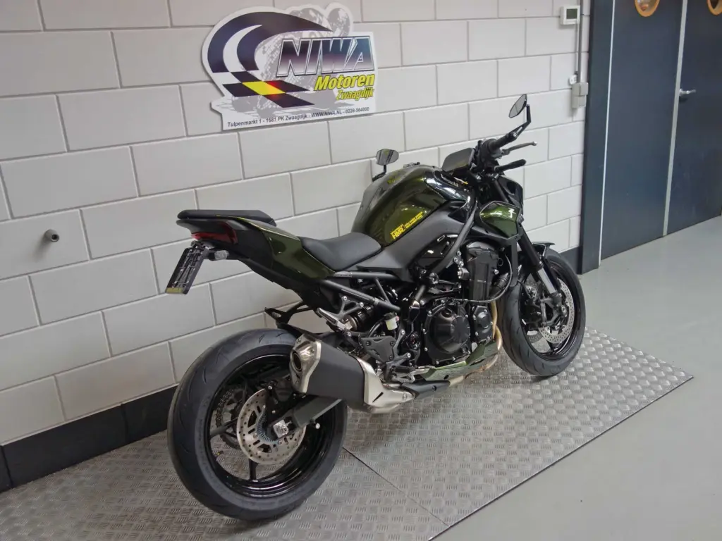 Nieuwe Kawasaki Z900 naked bike met 948cc motor uit 2026 bij NIWA Motoren