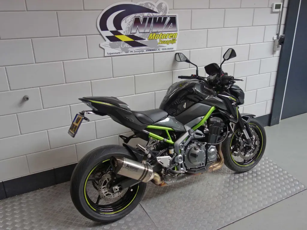 Gebruikte Kawasaki Z900 naked bike met 948cc motor uit 2018 bij NIWA Motoren