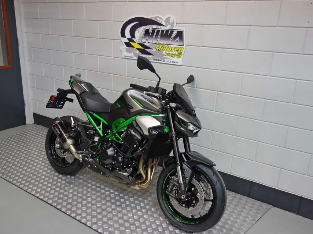 Nieuwe Kawasaki Z900 naked bike met 948cc motor uit 2026 bij NIWA Motoren
