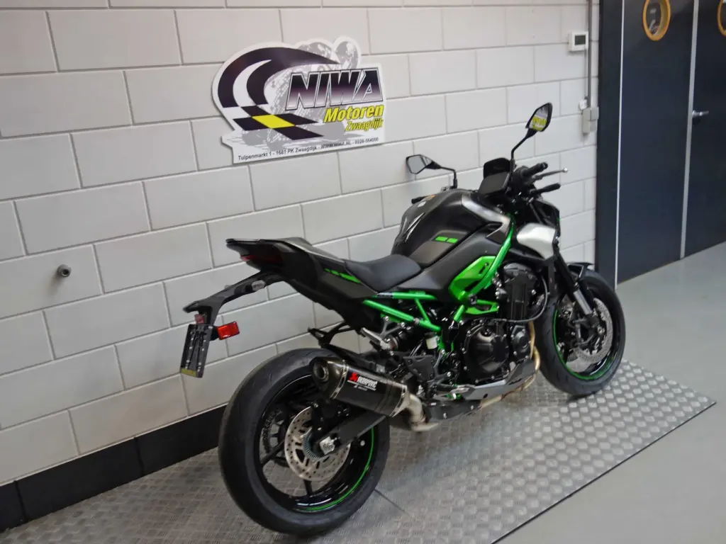 Nieuwe Kawasaki Z900 naked bike met 948cc motor uit 2026 bij NIWA Motoren