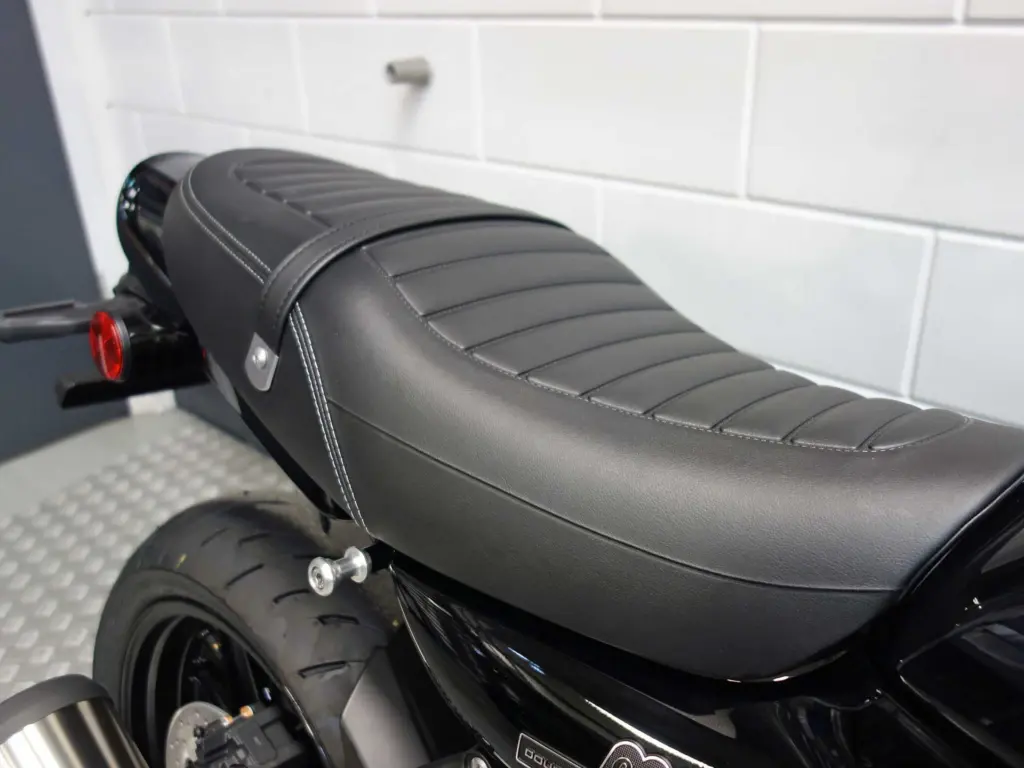 Nieuwe Kawasaki Z900RS overig met 948cc motor uit 2026 bij NIWA Motoren