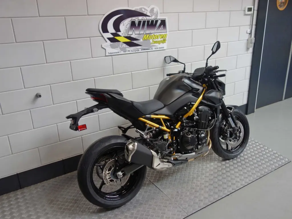 Nieuwe Kawasaki Z900 naked bike met cc motor uit 2026 bij NIWA Motoren