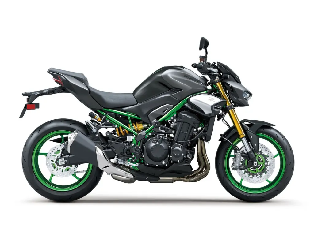 Nieuwe Kawasaki Z900 naked bike met 948cc motor uit 2026 bij NIWA Motoren