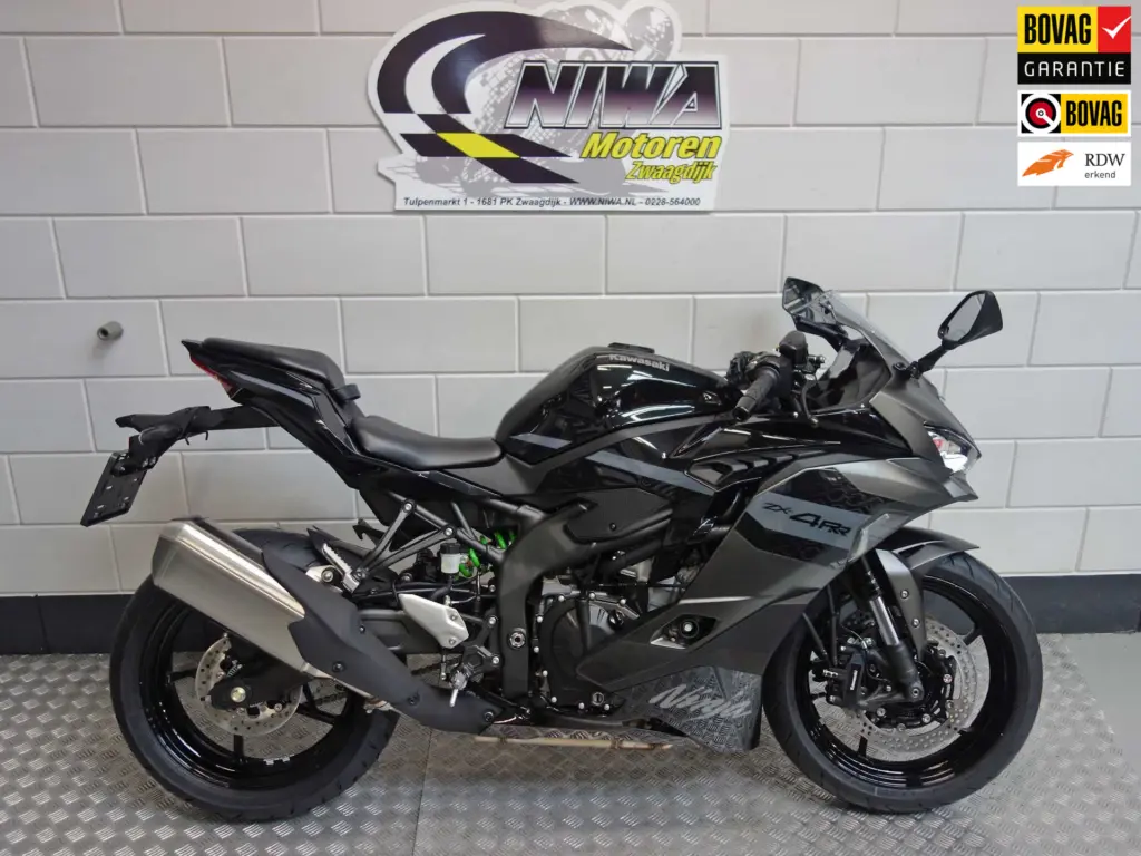 Nieuwe Kawasaki ZX-4 supersport met 399cc motor uit 2026 bij NIWA Motoren