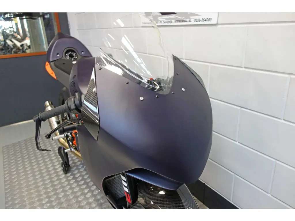 Nieuwe supersport met 890cc motor uit 2025 bij NIWA Motoren