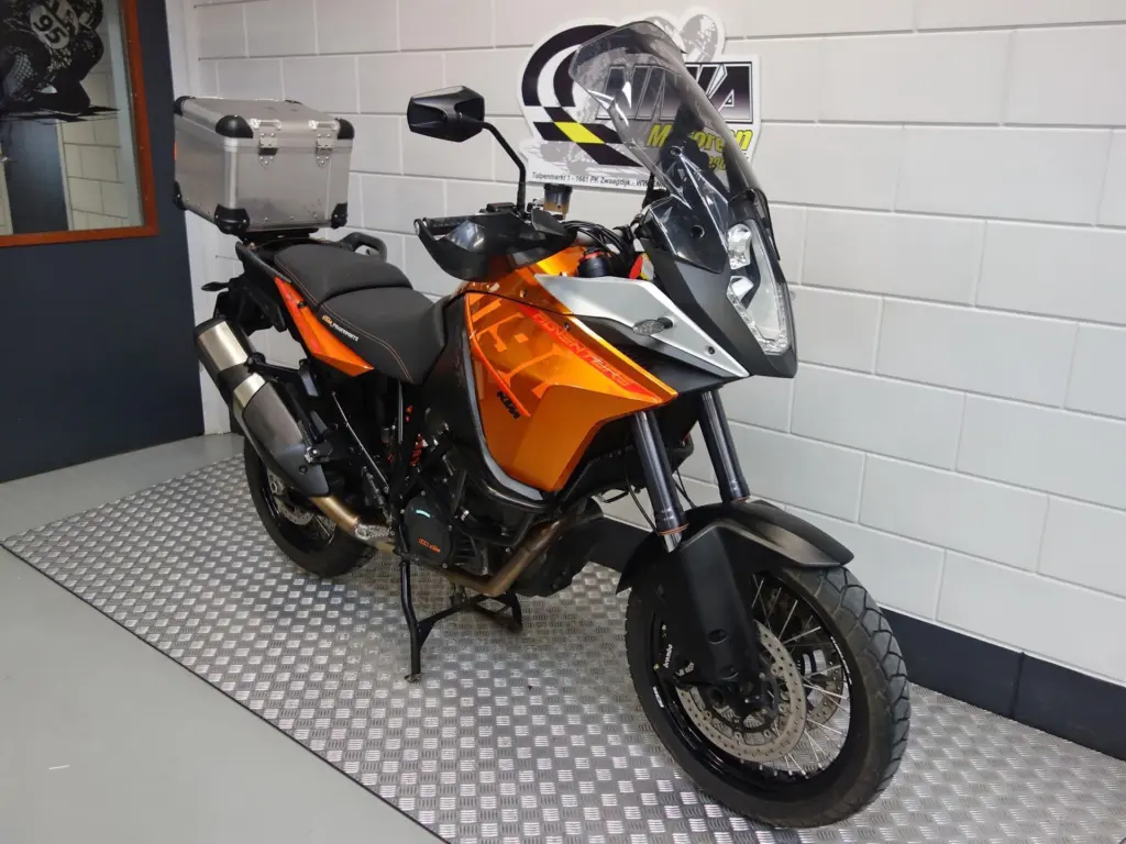 Gebruikte KTM 1190 tour met 1195cc motor uit 2013 bij NIWA Motoren