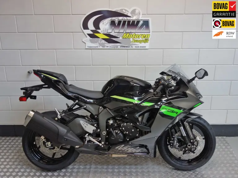Gebruikte Kawasaki Ninja ZX supersport met 399cc motor uit 2024 bij NIWA Motoren