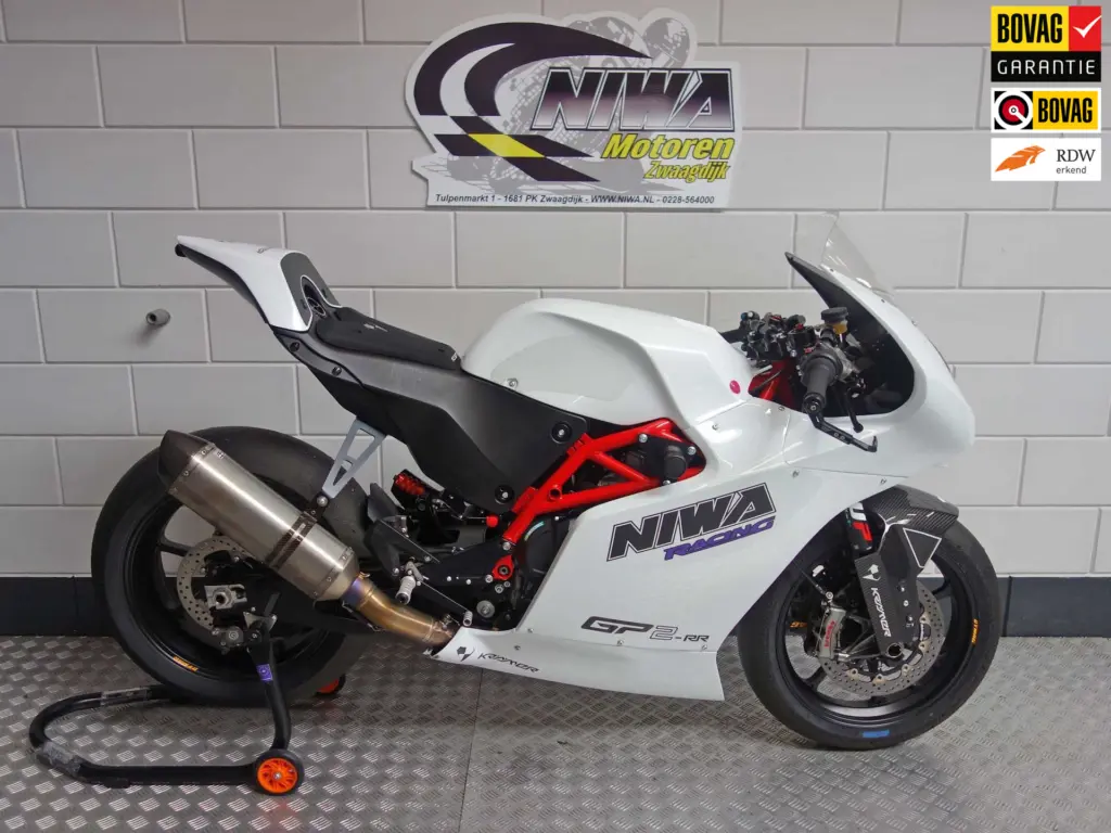 Nieuwe supersport met 890cc motor uit 2025 bij NIWA Motoren