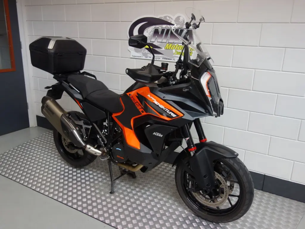 Gebruikte KTM 1290 overig met 1290cc motor uit 2022 bij NIWA Motoren