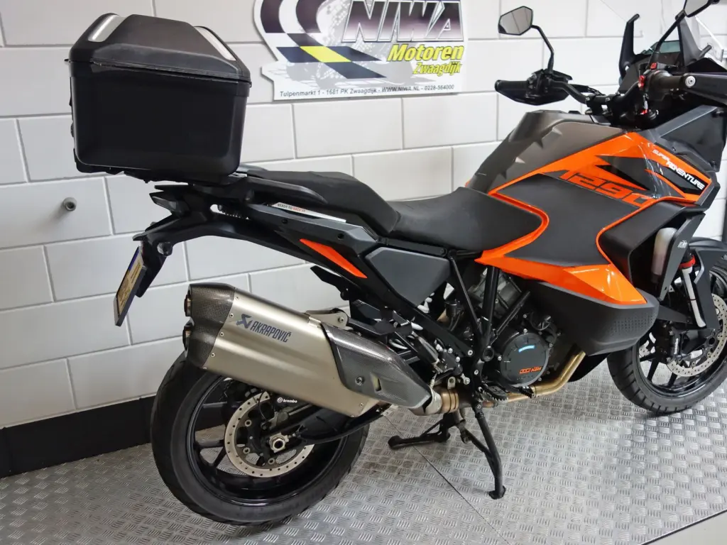 Gebruikte KTM 1290 overig met 1290cc motor uit 2022 bij NIWA Motoren