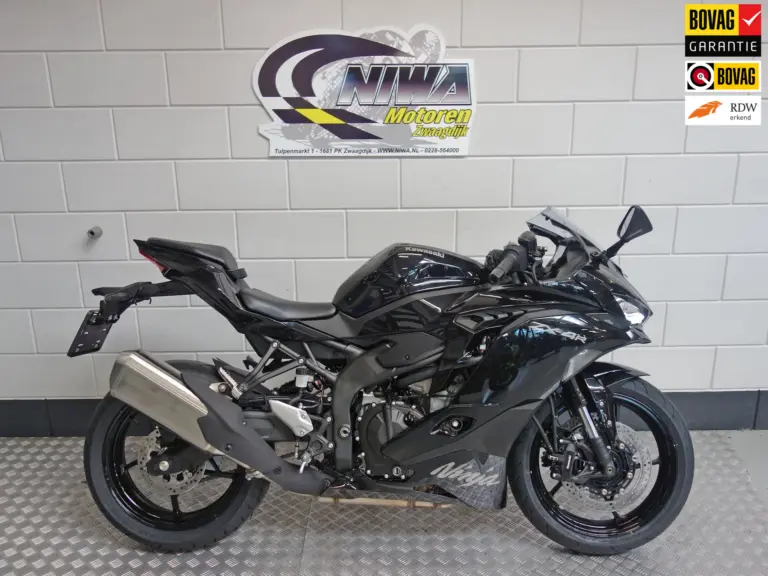 Gebruikte Kawasaki Ninja ZX supersport met 399cc motor uit 2024 bij NIWA Motoren