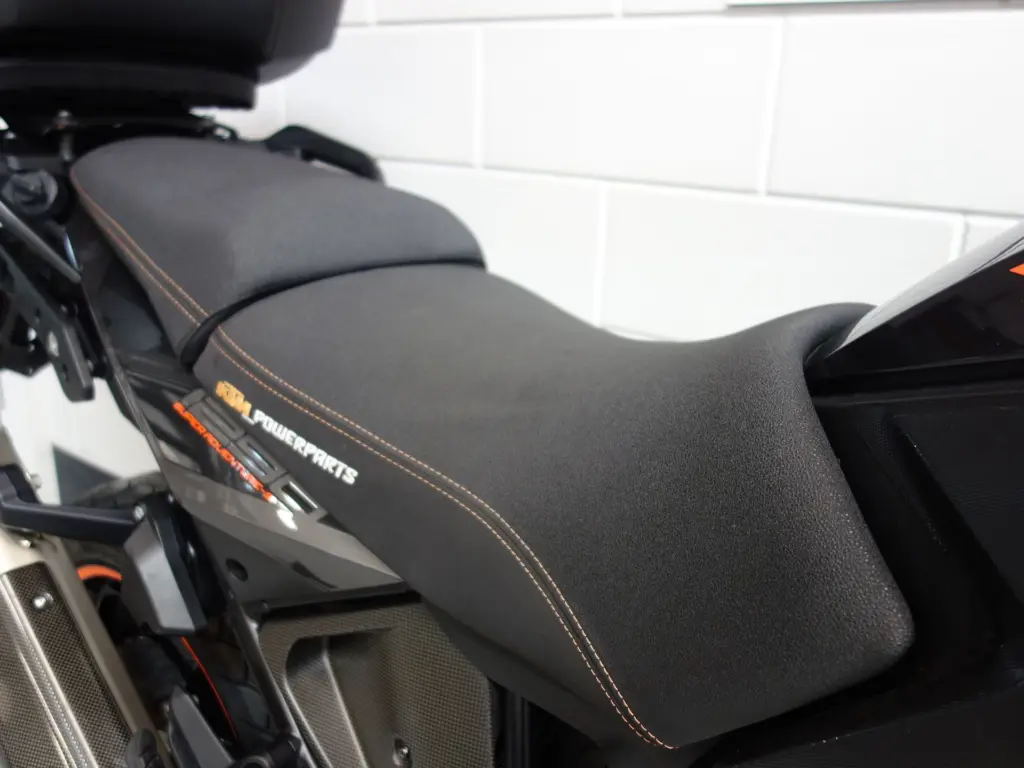 Gebruikte KTM 1290 overig met 1301cc motor uit 2018 bij NIWA Motoren