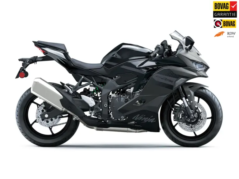 Gebruikte Kawasaki Ninja ZX supersport met 399cc motor uit 2024 bij NIWA Motoren
