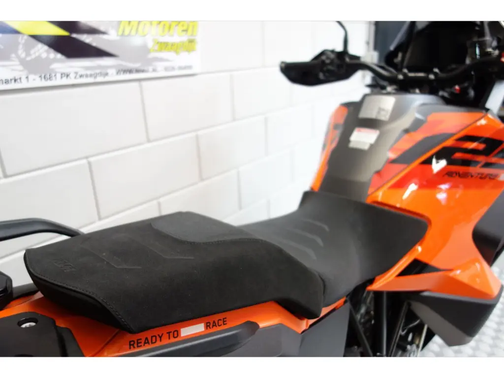 Gebruikte KTM 1290 overig met 1301cc motor uit 2023 bij NIWA Motoren